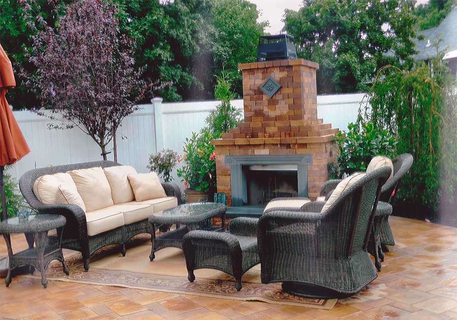 Outdoor Living Spaces – Roman